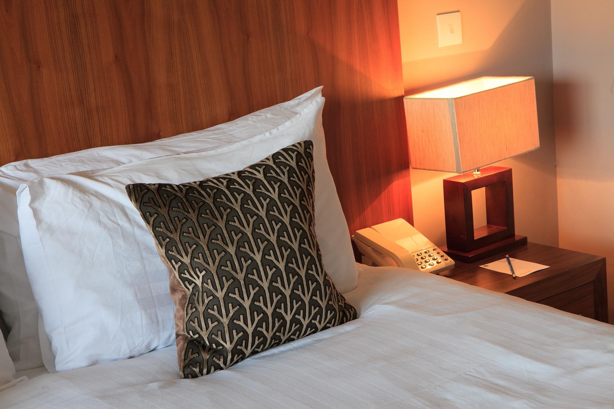 Best Western Plus Centurion Hotel Midsomer Norton Exteriér fotografie